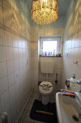 Gäste-WC EG