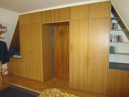 Wandschrank DG